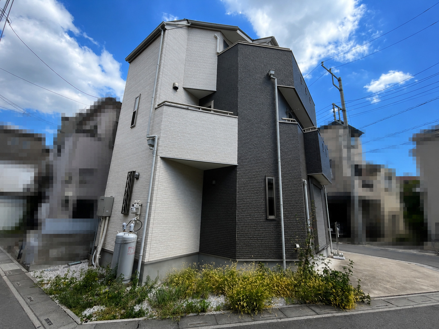 【富士見市】築11年の木造3階建住宅を買取いたしました